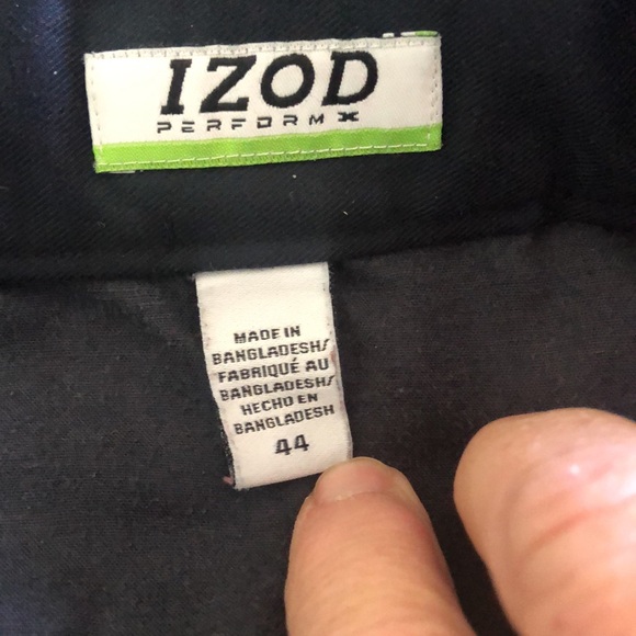 Men’s Izod performance shorts, size 44. Stretch waistband. Gently worn. - Picture 3 of 3